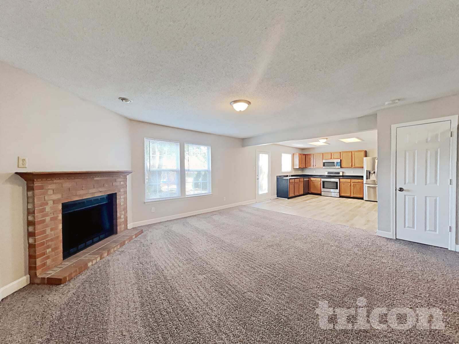 Building Photo - 2117 Westmere Dr