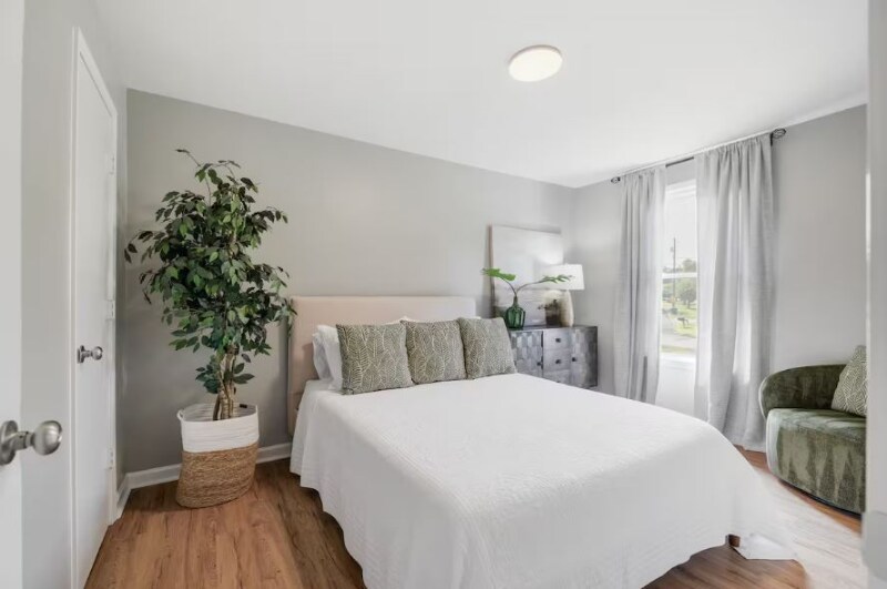 Building Photo - 179 Anderson Ln