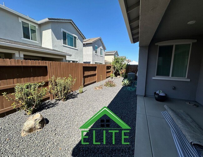 Building Photo - 6089 Waddington Wy