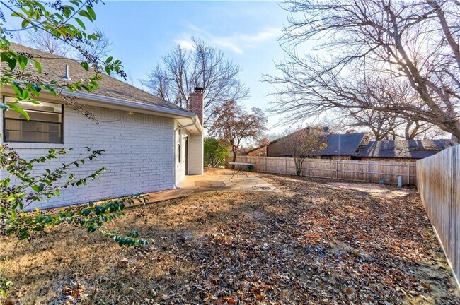 Building Photo - 3413 Choctaw Dr