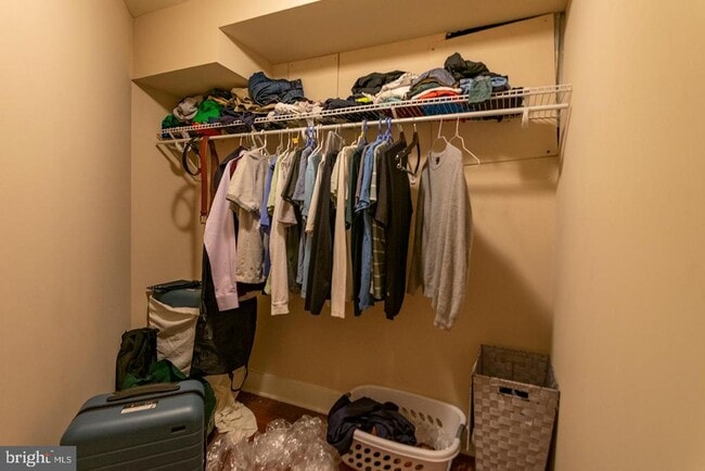 Building Photo - 1501 Locust St