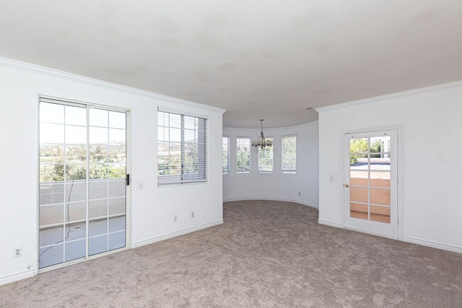 Building Photo - AMAZING ALPINE HOME WITH STUNNING VIEWS, 3...