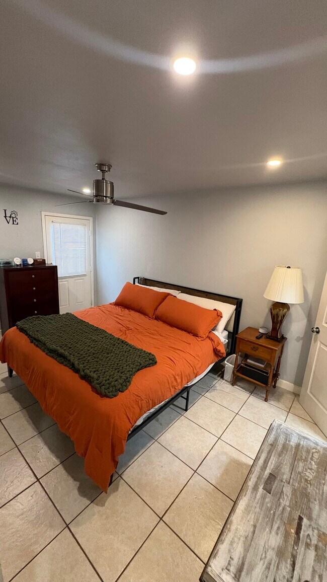 Building Photo - 6809 Blue Dawn Trl