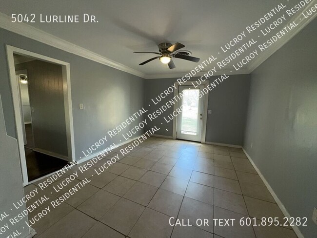 Building Photo - 5042 Lurline Dr