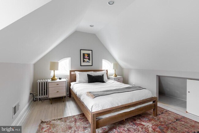 Building Photo - 2243 40th St NW