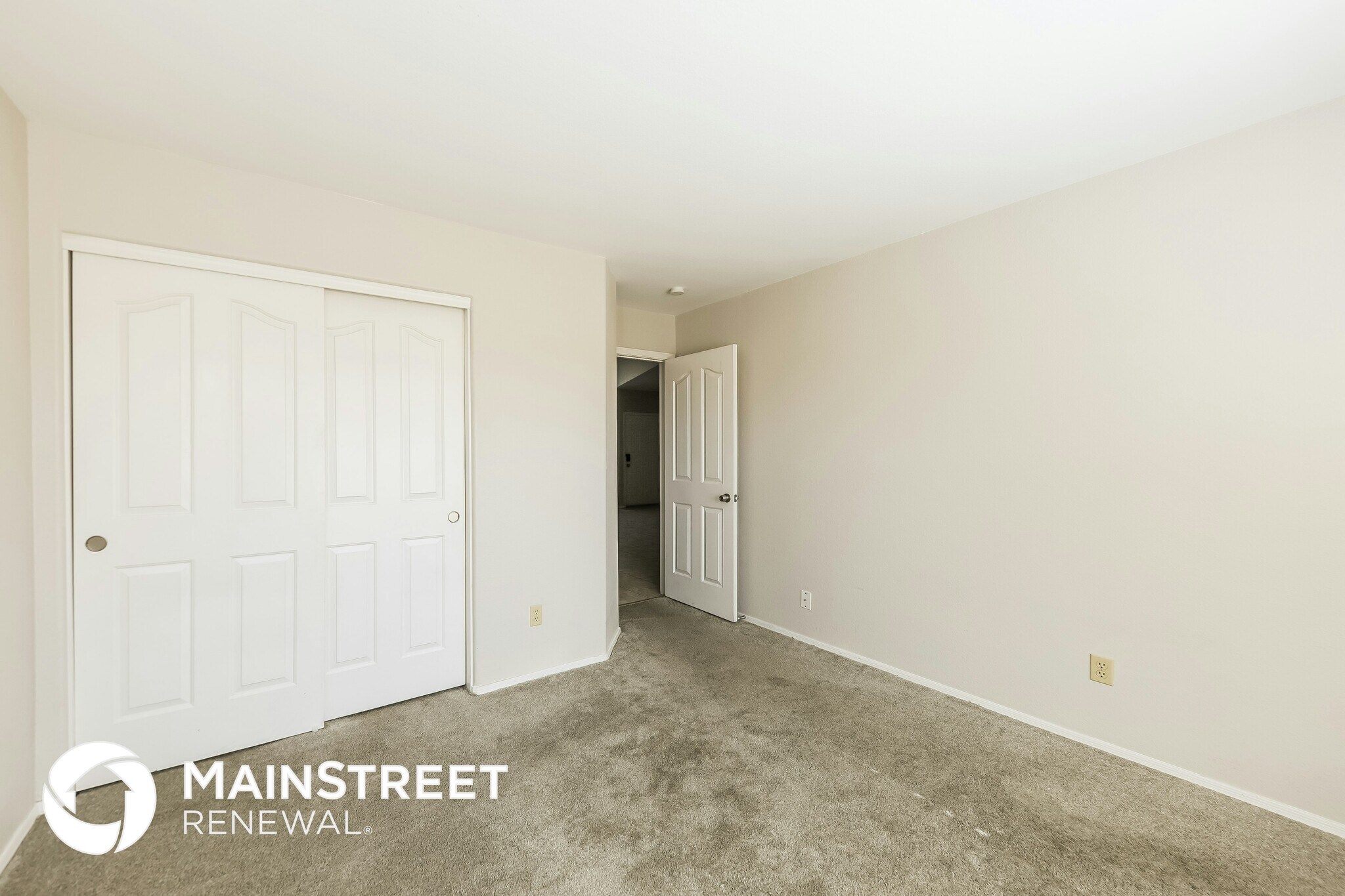 Building Photo - 18437 N 8th Pl