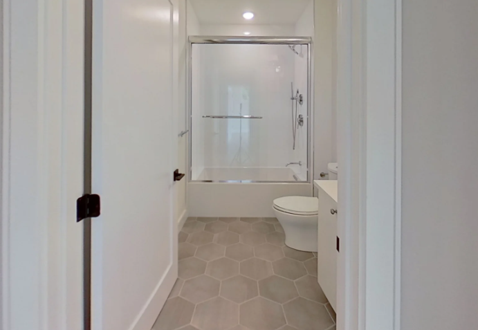 Apt 7 - 104 Warren St