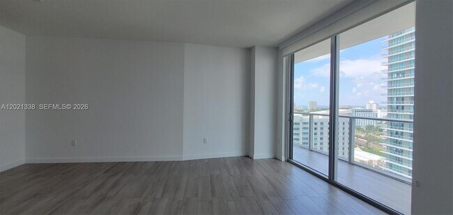 Building Photo - 1100 S Miami Ave