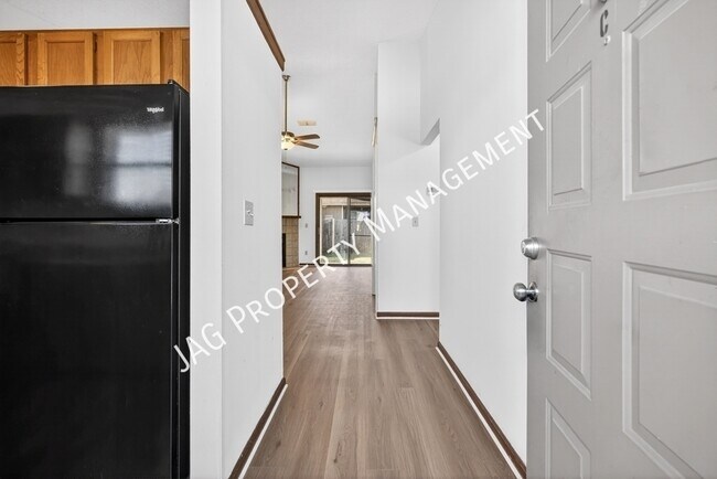 Building Photo - 1338 Gettysburg Dr