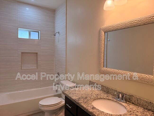 Building Photo - 209 Teak Dr
