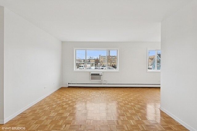 Building Photo - 1136 Greenleaf Ave