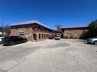 Building Photo - 1410 W N Loop Blvd
