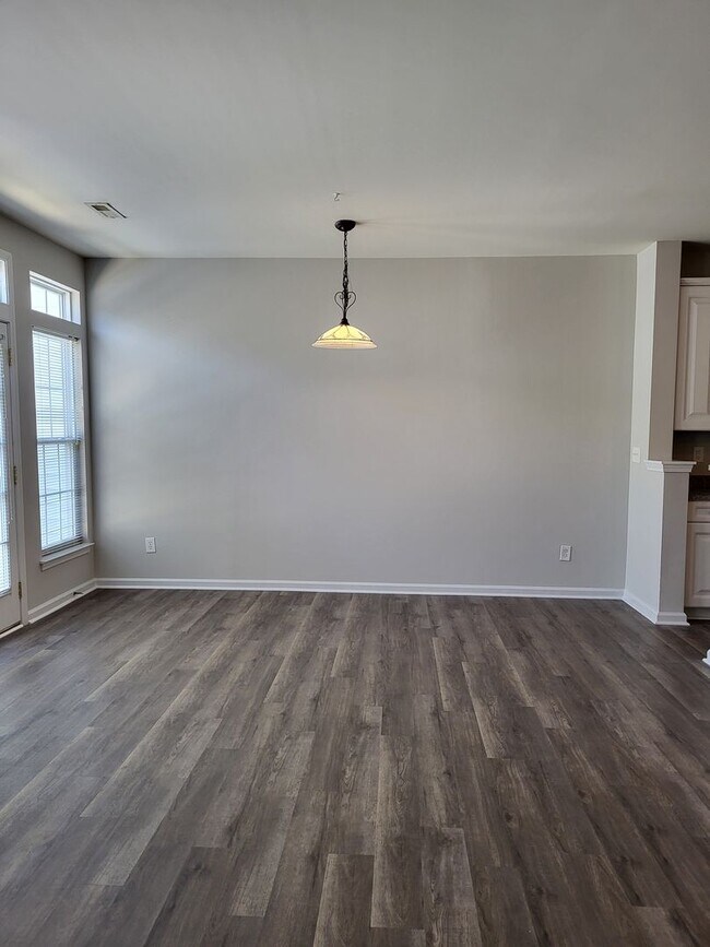 Building Photo - 19245 Lake Norman Cove Dr
