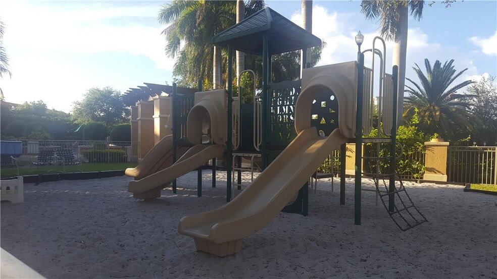 Building Photo - 4961 Windward Way