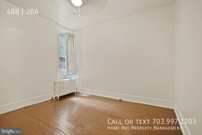 Building Photo - Don't miss out on this prime rental in Was...