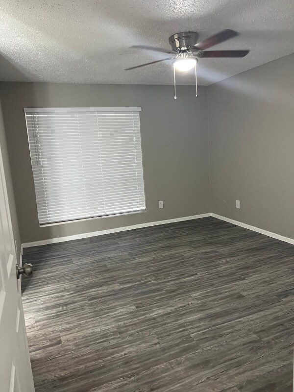 Building Photo - 3203 W Walnut Hill Ln