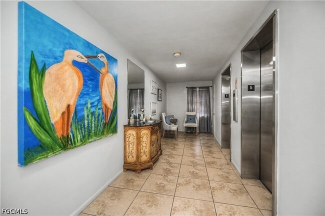 Building Photo - 1900 Clifford St