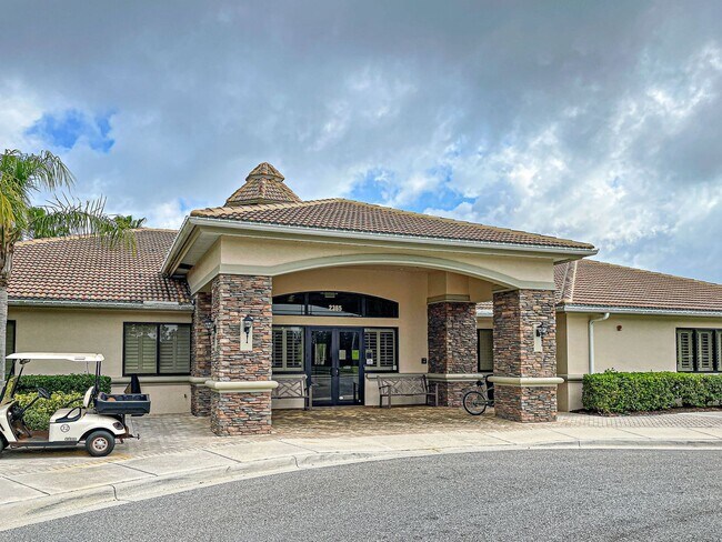 Building Photo - Stoneybrook at Venice; 4bd/2ba home