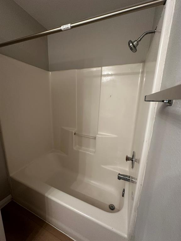 Building Photo - 2906 Kestrel Dr