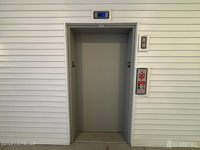 Building Photo - 30308 Radford Ct