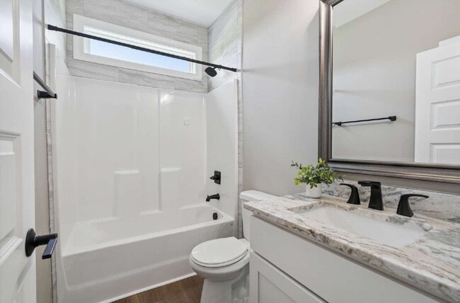 Building Photo - Charming 3-Bedroom Bunn Home with Granite ...