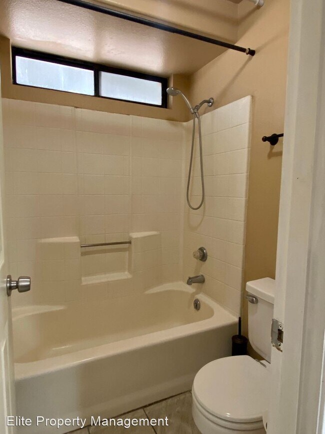 Building Photo - 3 br, 2 bath House - 424 Dewalt Ave