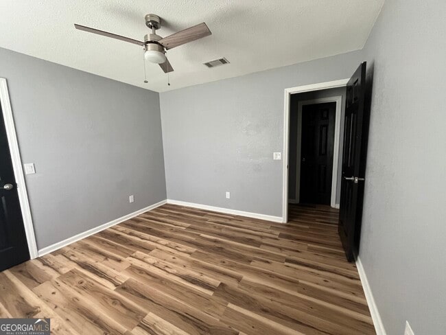 Building Photo - 101 Snug Harbor