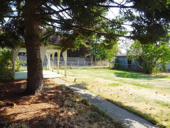 Building Photo - 3 bdrm, 1 bath home for $1995 Rent