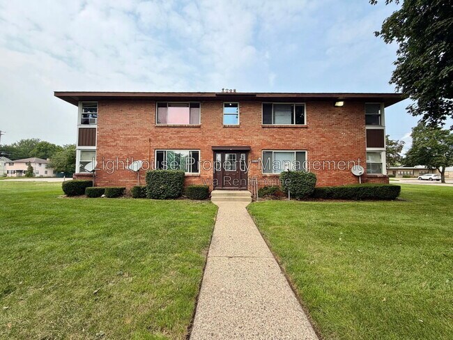 Building Photo - 1205 Ottillia St SE