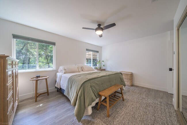 Building Photo - Central location in country setting! In law unit attached to house! MUST SEE!