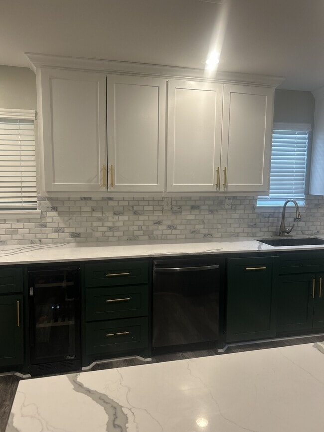 Building Photo - 1610 14th St