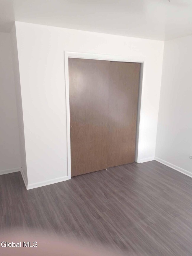 Building Photo - 470 Summer St