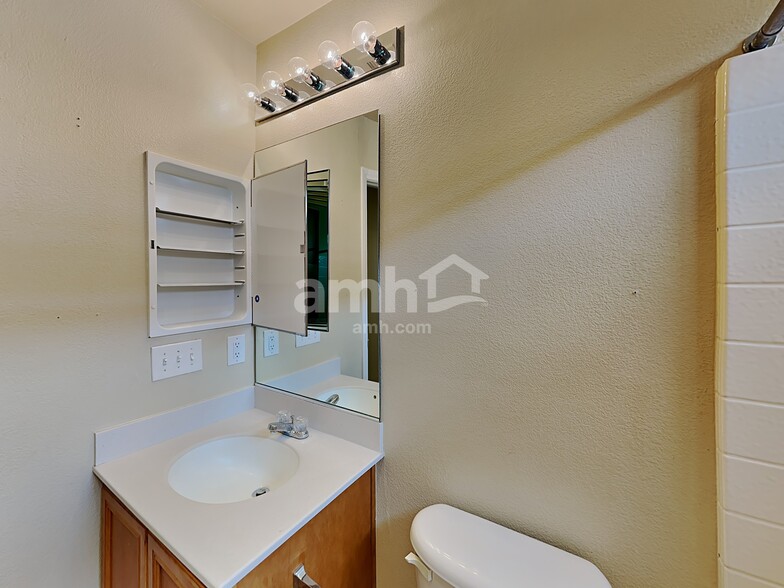 Building Photo - 7393 San Pablin St