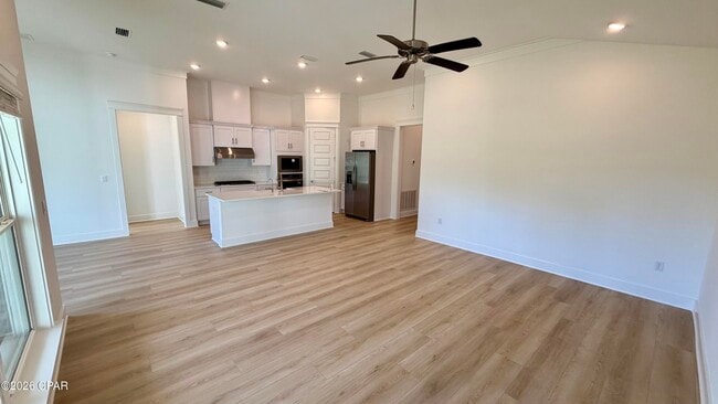 Building Photo - 938 Crystal Byu Blvd