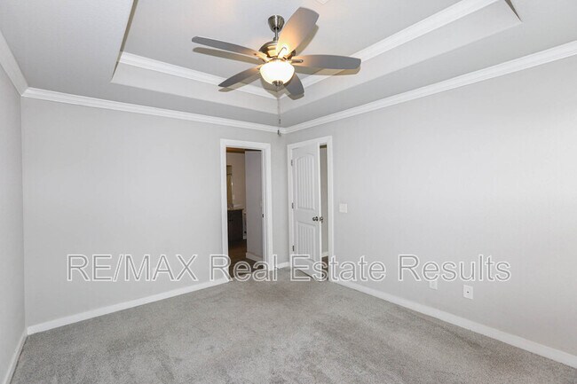 Building Photo - 1503 Purple Finch St