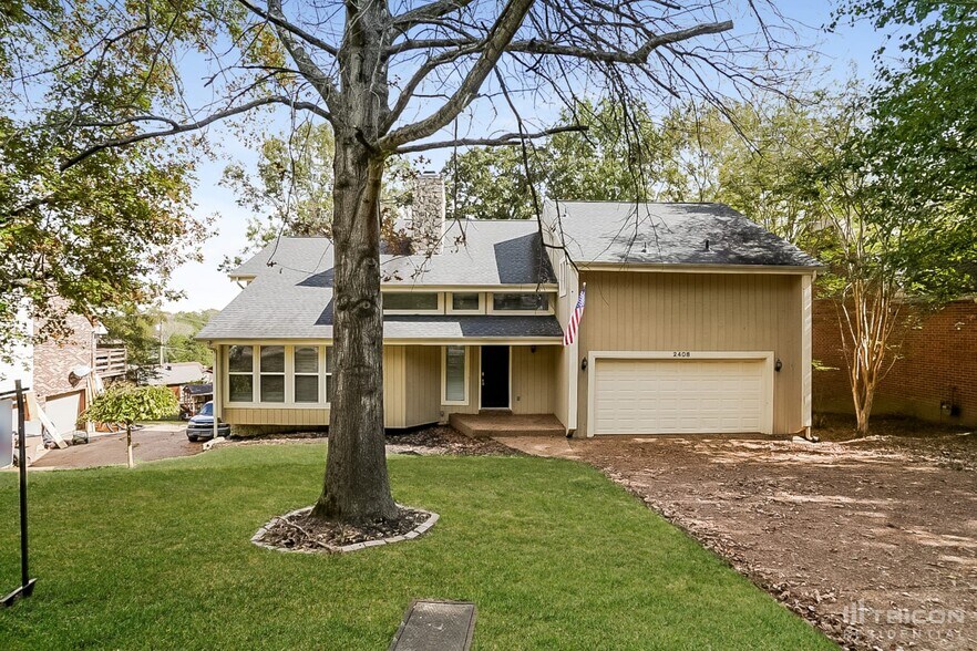 Building Photo - 2408 Ravine Dr