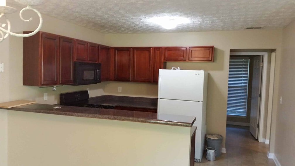 Building Photo - 303 Baldwin Park Dr