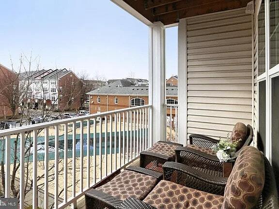 Building Photo - 4950 Brenman Park Dr