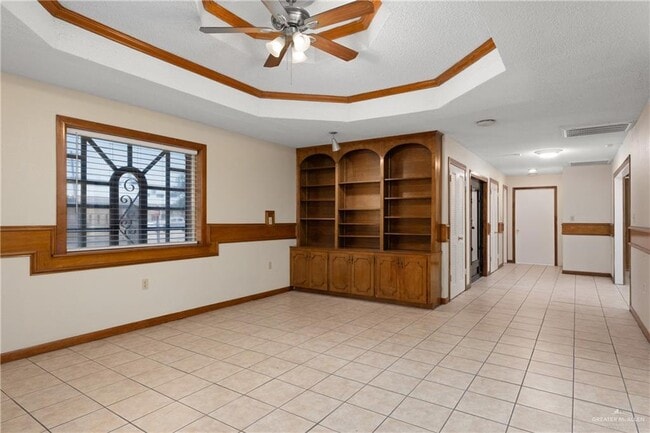 Building Photo - 612 N Ware Rd