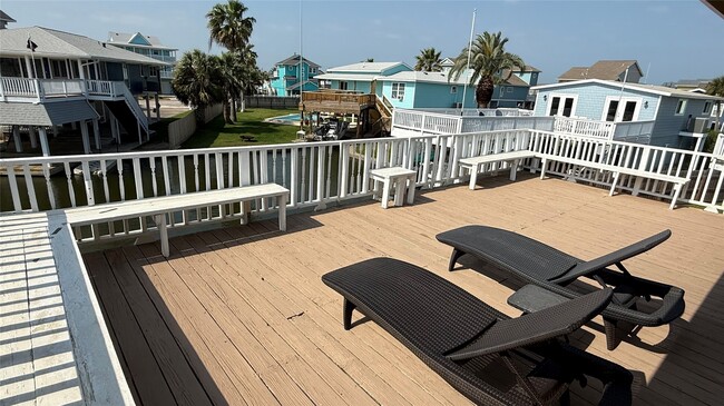 Building Photo - 16528 Tortuga Way