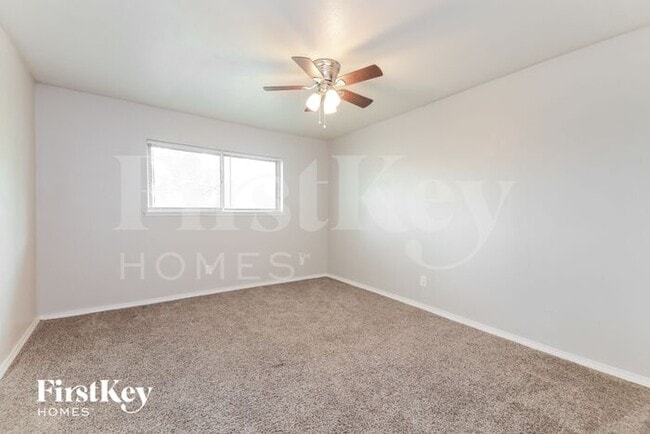 Building Photo - 1738 Dell Oak Dr