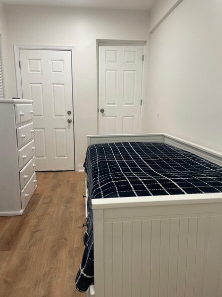 Building Photo - 6314 Foote St