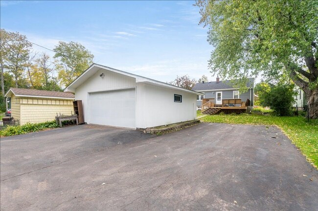 Building Photo - 5710 Wyoming St