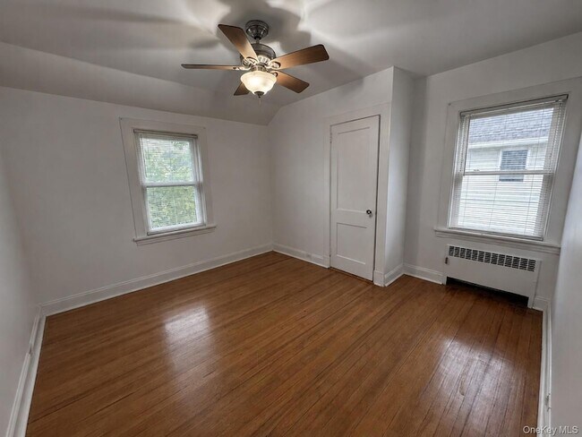 Building Photo - 432 Beach Ave