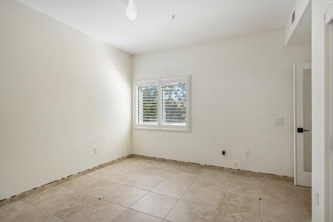 Building Photo - 15050 N Thompson Peak Pkwy