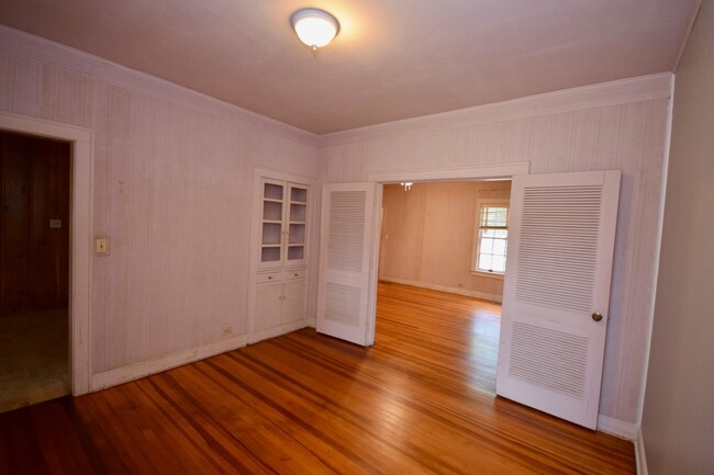 Building Photo - Large Home Close to Downtown Ruston