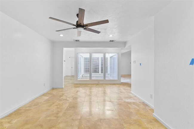 Building Photo - 13726 Wickersham Ln