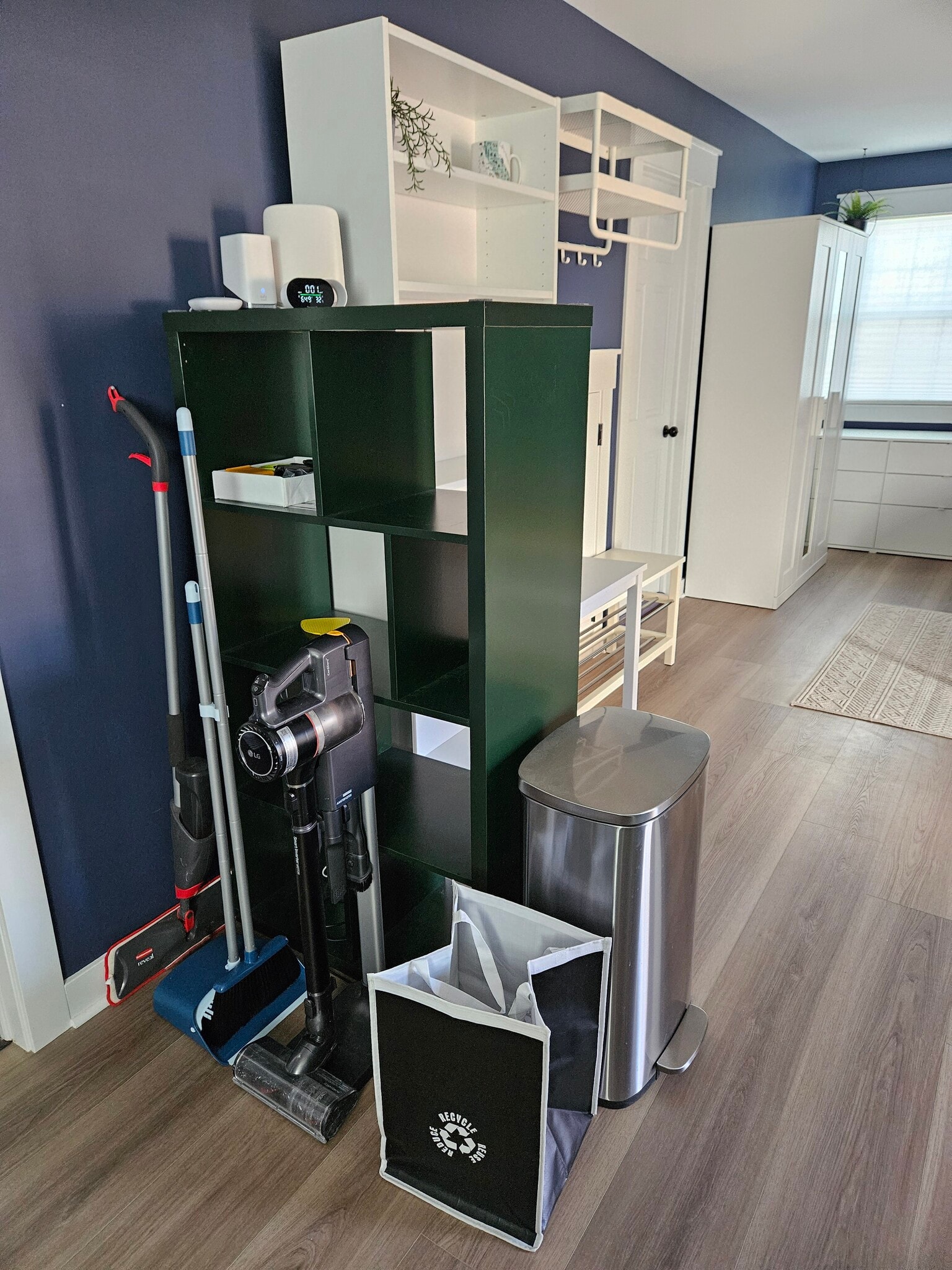 Building Photo - 3302 Delaware Ave