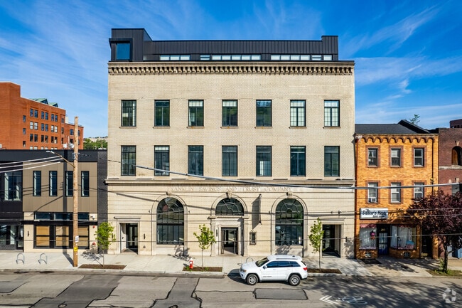 Building Photo - The Franklin on Penn Apartments