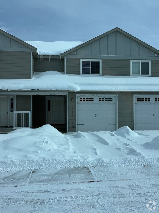 Building Photo - 3 Bedroom Condo for Rent in Bozeman!